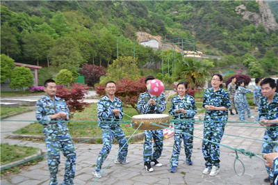 戶外培訓(xùn)拓展策劃 如何通過(guò)引航拓展企業(yè)實(shí)現(xiàn)團(tuán)隊(duì)蛻變